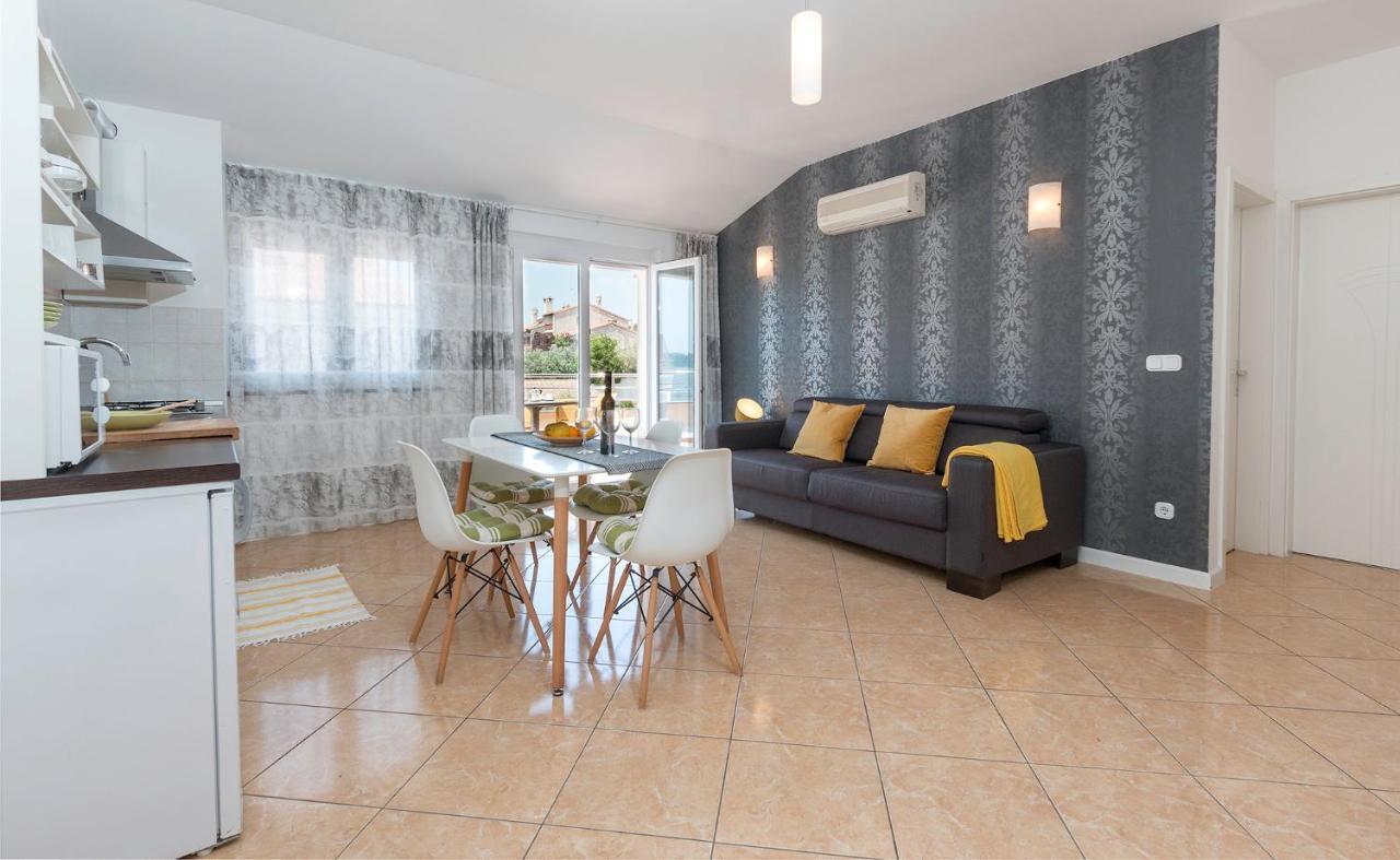 Seafront Apartment Gaby メドゥリン エクステリア 写真